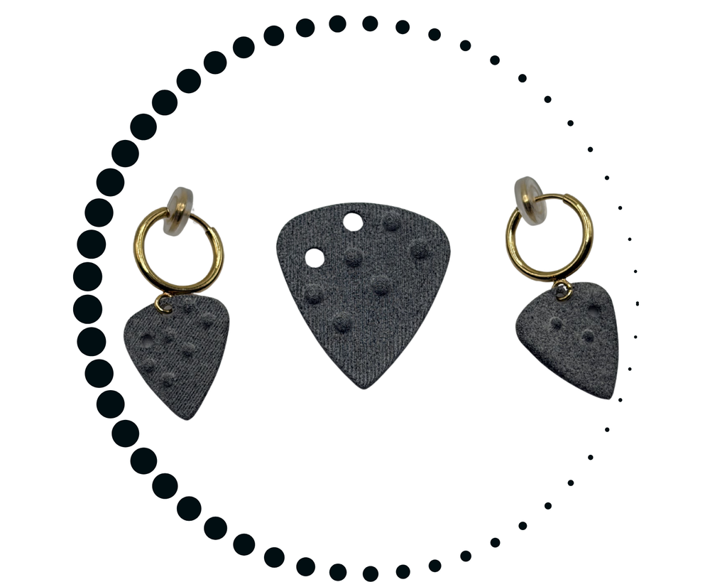 Gold in English Earrings